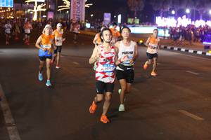 BIB: 440771, 697
                            <button type="button" onclick="openModal(23175204)" class="btn btn-primary btn-sm float-right btn-popup" data-toggle="modal" data-target=".modal-high-quality">
                        <i class="fas fa-shopping-cart"></i> Add to Cart
                    </button>
                                            <button type="button" onclick="isThisMe(23175204, true)" class="btn btn-success btn-sm float-right btn-popup btn-isme hidden" data-toggle="tooltip" data-placement="bottom" title="นี่คือรูปของคุณใช่ไหม คลิกที่นี่เพื่อเอาเข้าอัลบั้ม">
                        <i class="fas fa-plus"></i> Add to album
                    </button>
                    <button type="button" onclick="isThisMe(23175204, false)" class="btn btn-warning btn-sm float-right btn-popup btn-isnotme hidden">
                        <i class="fas fa-ban"></i> Remove from album
                    </button>